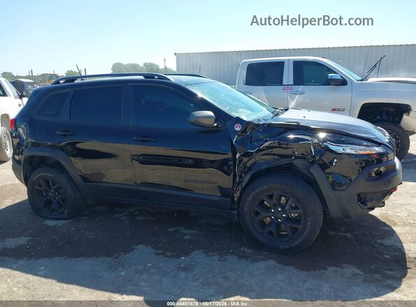 1C4PJMBX0JD501526 2018 JEEP CHEROKEE Black Սալոնի հետևի տեսք
