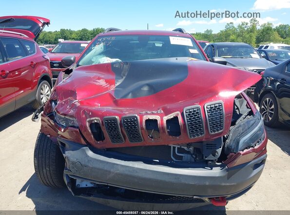 1C4PJMBX0KD188477 2019 JEEP CHEROKEE Red Rear interior view