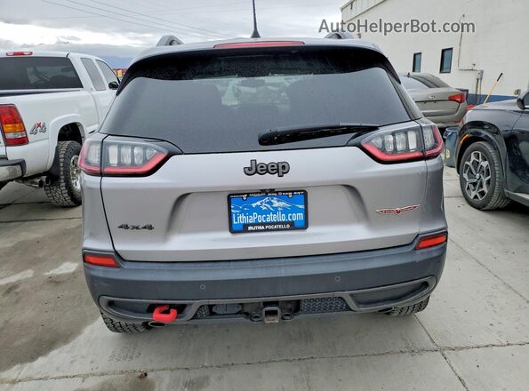 1C4PJMBX1KD259184 2019 JEEP CHEROKEE Silver უკანა ხედი