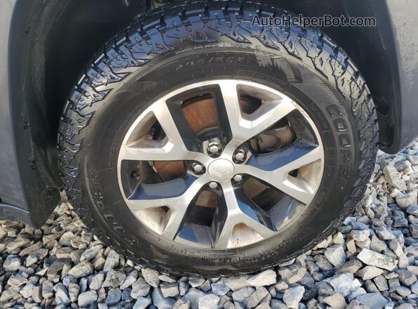 1C4PJMBX3JD619991 2018 JEEP CHEROKEE Silver 