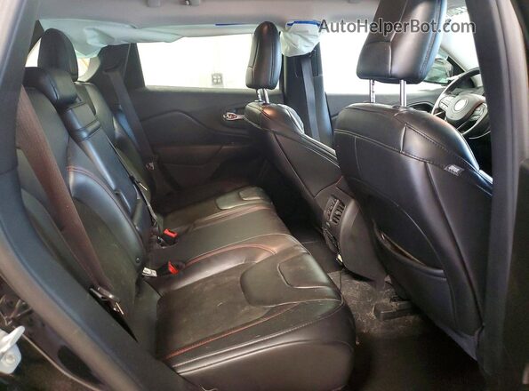 1C4PJMBX3KD361697 2019 JEEP CHEROKEE Черный Вид задней части салона