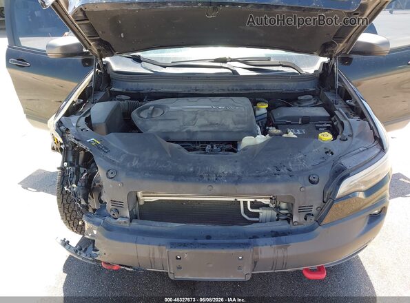 1C4PJMBX5KD353312 2019 JEEP CHEROKEE Black Widok z tyłu