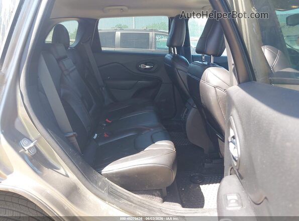 1C4PJMBX6KD314003 2019 JEEP CHEROKEE Brown Vista de la etiqueta del VIN