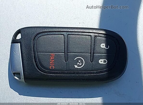 1C4PJMBX6KD415476 2019 JEEP CHEROKEE Белый Вид панели приборов