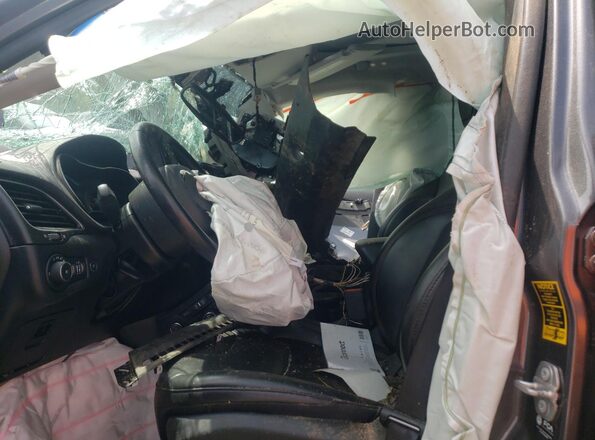1C4PJMBX7MD128716 2021 JEEP CHEROKEE Black Front interior view