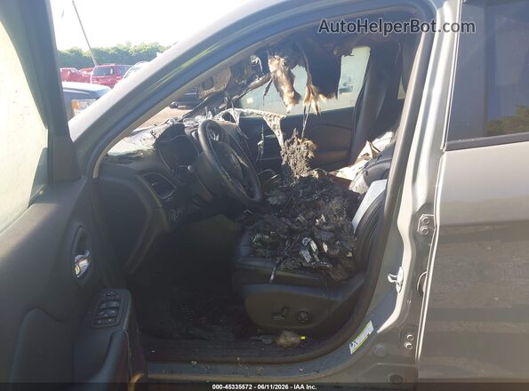 1C4PJMBX8KD385428 2019 JEEP CHEROKEE Gray Vista interior delantera