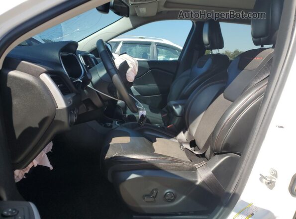 1C4PJMBX9JD527381 2018 JEEP CHEROKEE White 