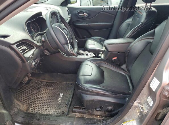 1C4PJMBX9KD298511 2019 JEEP CHEROKEE Gray Vista interior delantera