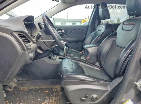 1C4PJMBX9LD517727 2020 JEEP CHEROKEE Серый Вид салона спереди