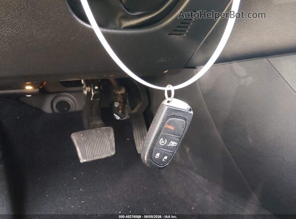 1C4PJMBXXLD582912 2020 JEEP CHEROKEE Черный Вид панели приборов