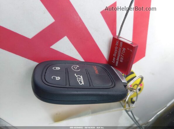 1C4PJMBXXMD191180 2021 JEEP CHEROKEE Серый Вид панели приборов