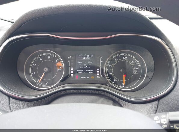 1C4PJMCB0KD341183 2019 JEEP CHEROKEE Maroon Vista de los asientos traseros