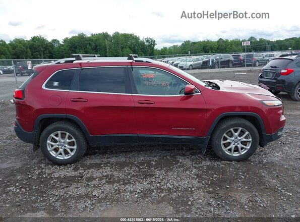1C4PJMCB2GW214219 2016 JEEP CHEROKEE Red Rear interior view