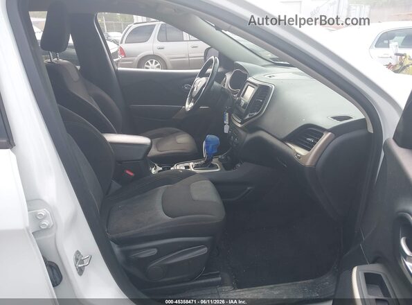 1C4PJMCB2JD578322 2018 JEEP CHEROKEE Белый 