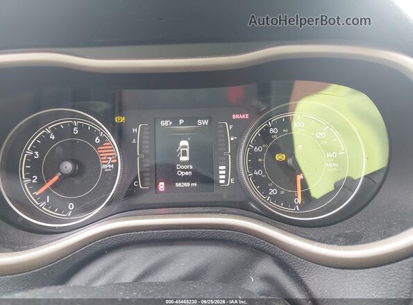 1C4PJMCB3HW503613 2017 JEEP CHEROKEE Gray Widok tylnych siedzeń