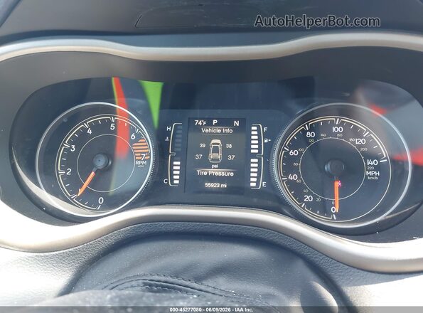1C4PJMCB3JD528609 2018 JEEP CHEROKEE White 