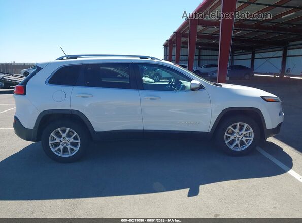 1C4PJMCB3JD528609 2018 JEEP CHEROKEE White 