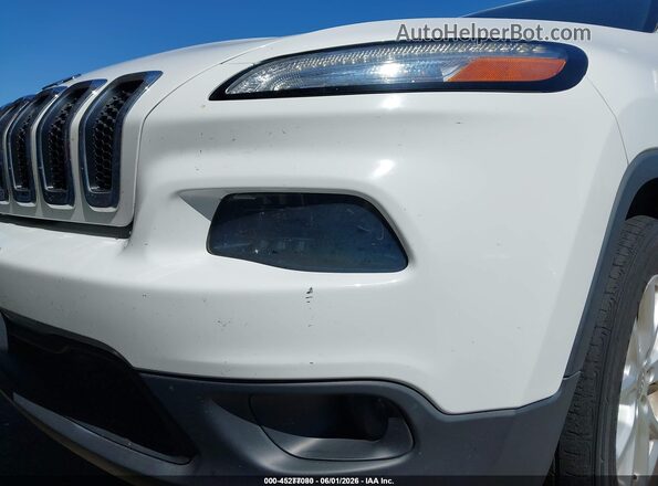 1C4PJMCB3JD528609 2018 JEEP CHEROKEE White 