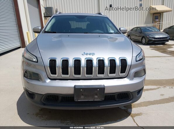 1C4PJMCB4JD528604 2018 JEEP CHEROKEE Silver 