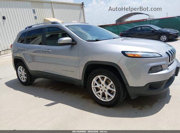 1C4PJMCB4JD528604 2018 JEEP CHEROKEE Silver 