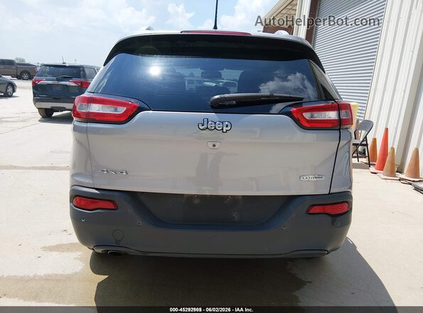 1C4PJMCB4JD528604 2018 JEEP CHEROKEE Silver 