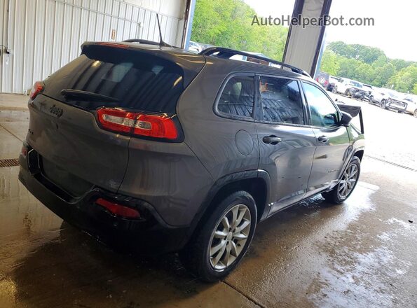 1C4PJMCB4JD599642 2018 JEEP CHEROKEE Gray Rear right