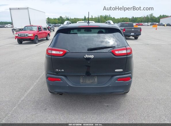 1C4PJMCB5JD528448 2018 JEEP CHEROKEE Black 
