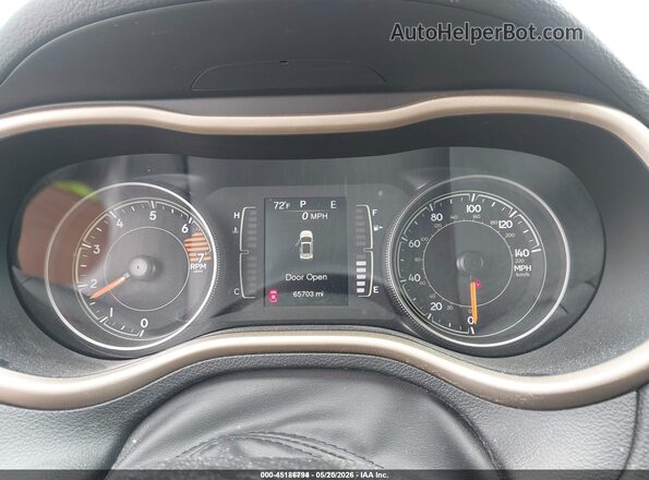 1C4PJMCB5JD528448 2018 JEEP CHEROKEE Black Հետևի նստատեղերի տեսք