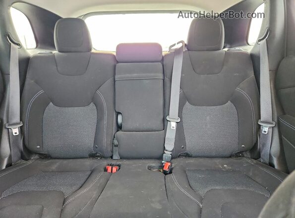 1C4PJMCB5KD212257 2019 JEEP CHEROKEE Black Rear seats view