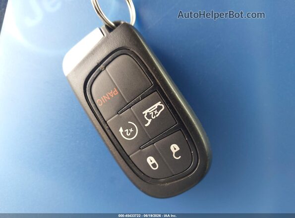 1C4PJMCB6HW619081 2017 JEEP CHEROKEE Black წინა პანელის ხედი