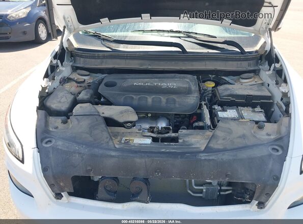 1C4PJMCB6JD559255 2018 JEEP CHEROKEE White 