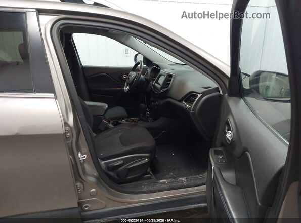1C4PJMCB6KD490777 2019 JEEP CHEROKEE Brown 