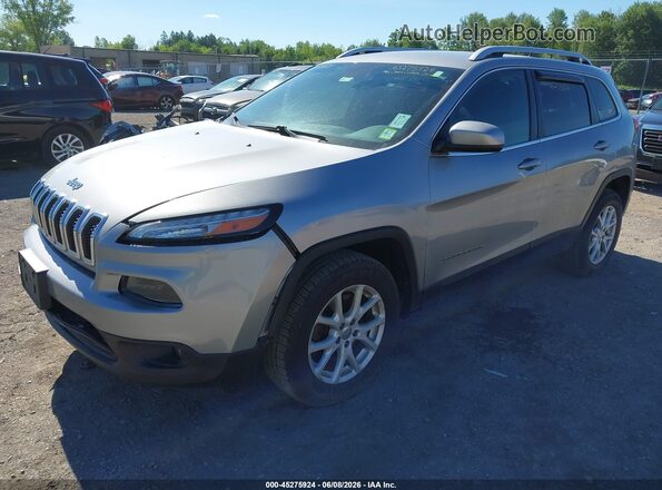 1C4PJMCB7HW617971 2017 JEEP CHEROKEE Silver Առջևի ձախ երեք քառորդ տեսարան