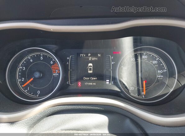 1C4PJMCB7HW617971 2017 JEEP CHEROKEE Silver Հետևի նստատեղերի տեսք