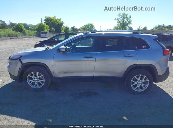 1C4PJMCB7HW617971 2017 JEEP CHEROKEE Silver 