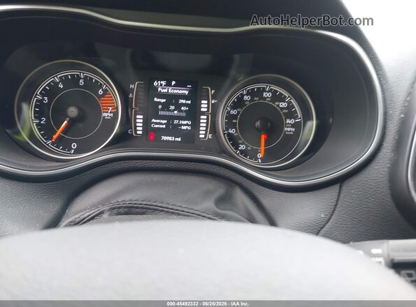 1C4PJMCB7KD176992 2019 JEEP CHEROKEE Black Հետևի նստատեղերի տեսք