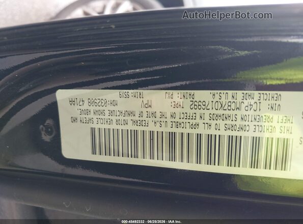 1C4PJMCB7KD176992 2019 JEEP CHEROKEE Black Շարժիչի բաժամունքի տեսք