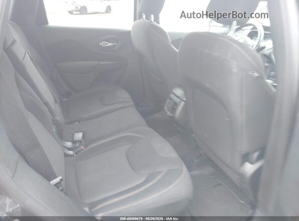 1C4PJMCB8HW520701 2017 JEEP CHEROKEE Gray Вид наклейки з VIN-кодом