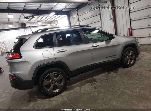 1C4PJMCB8HW556954 2017 JEEP CHEROKEE Gray უკანა მარჯვენა