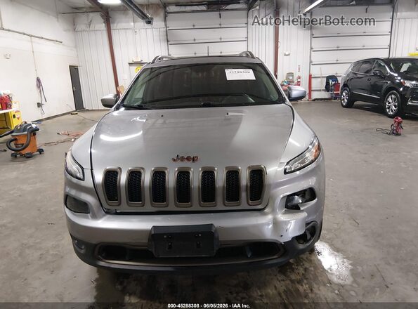 1C4PJMCB8HW556954 2017 JEEP CHEROKEE Gray ხელსაწყოთა პანელის ხედი