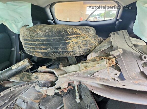 1C4PJMCB8HW576573 2017 JEEP CHEROKEE Silver Rear seats view