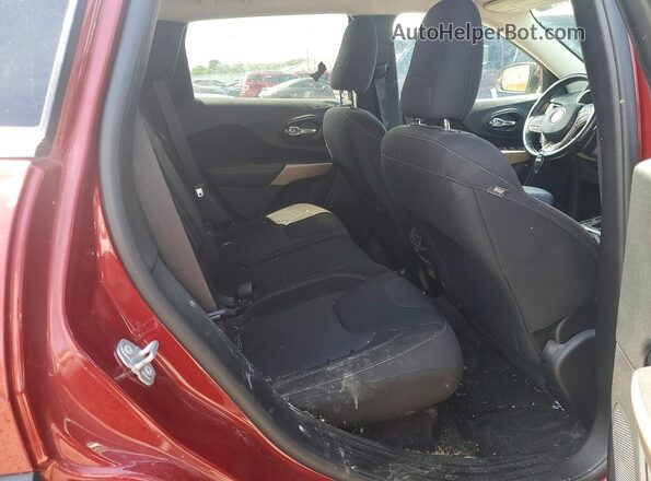1C4PJMCB8HW646119 2017 JEEP CHEROKEE Красный Вид задней части салона