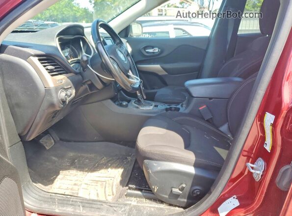 1C4PJMCB8HW646119 2017 JEEP CHEROKEE Красный Вид салона спереди