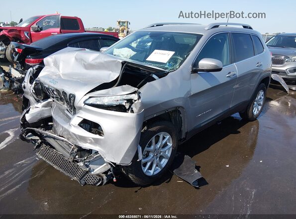 1C4PJMCB8JD515628 2018 JEEP CHEROKEE Silver Առջևի ձախ երեք քառորդ տեսարան