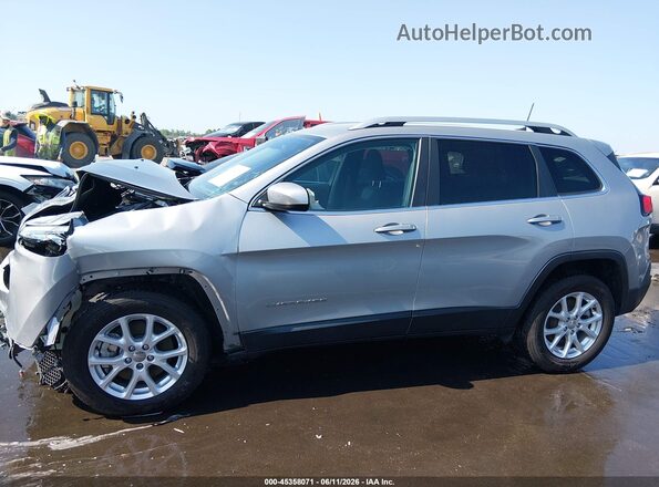 1C4PJMCB8JD515628 2018 JEEP CHEROKEE Silver Սալոնի հետևի տեսք