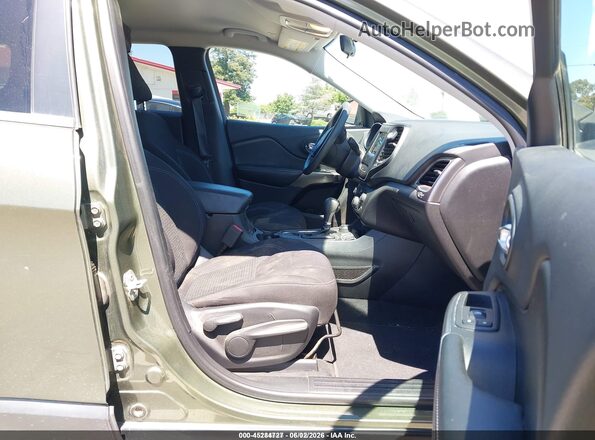 1C4PJMCB8KD440348 2019 JEEP CHEROKEE Green 