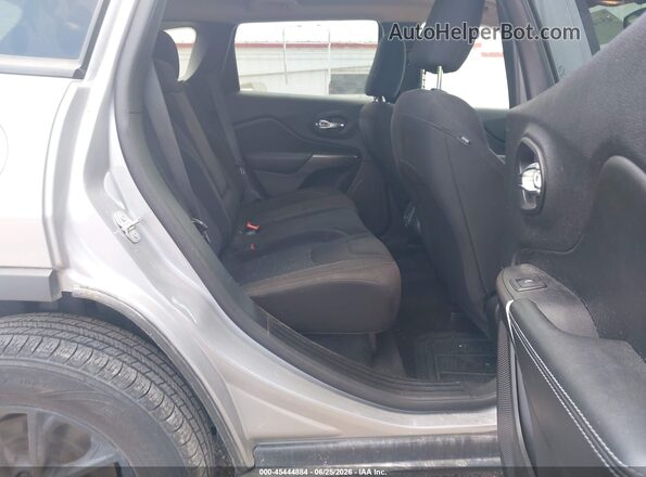 1C4PJMCB8MD115752 2021 JEEP CHEROKEE Silver Вид наклейки з VIN-кодом
