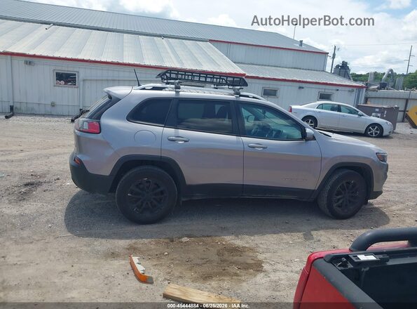 1C4PJMCB8MD115752 2021 JEEP CHEROKEE Silver Вид задньої частини салону