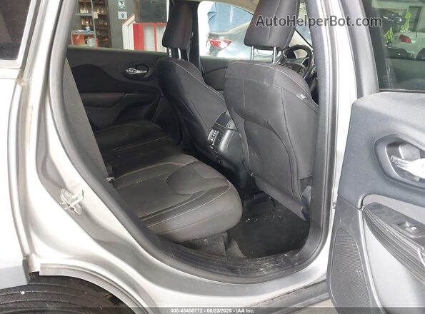 1C4PJMCBXGW140628 2016 JEEP CHEROKEE Silver Widok naklejki z numerem VIN