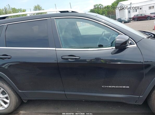 1C4PJMCS0GW188123 2016 JEEP CHEROKEE Black Rear interior view